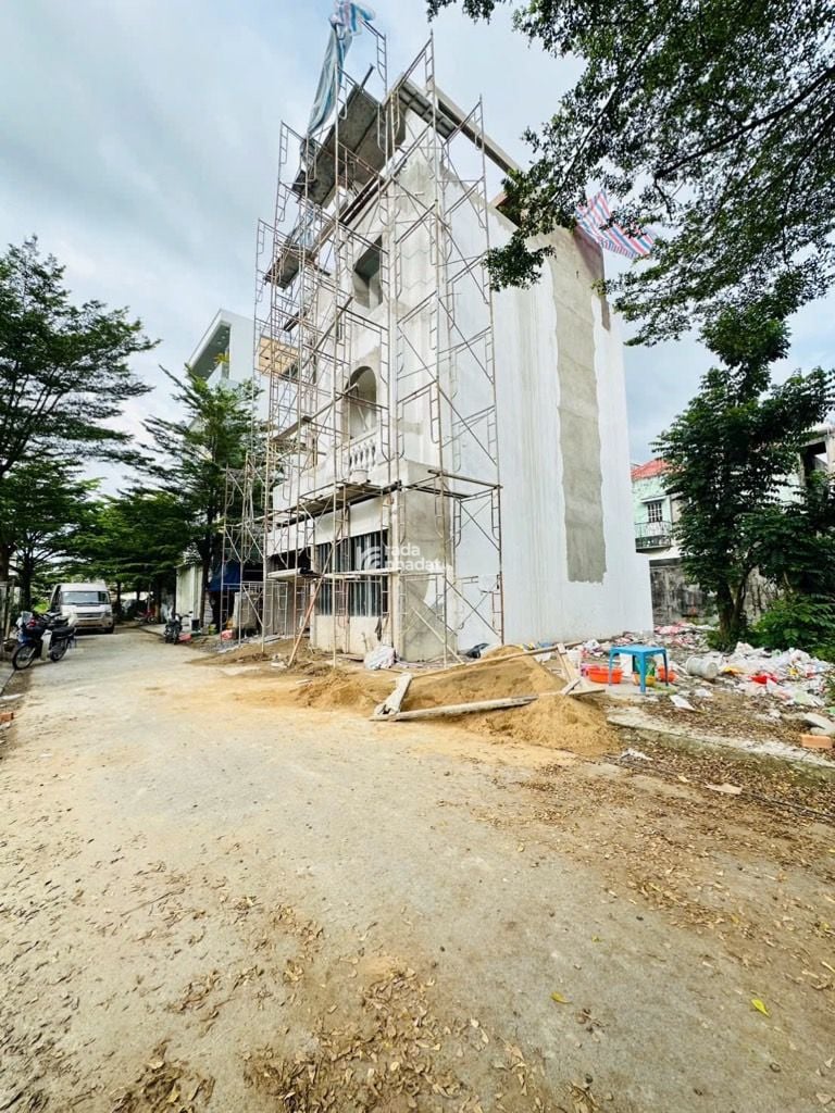 ĐẤT TRUNG TÂM NHÀ BÈ, HẺM 8M HUỲNH TẤN PHÁT, 80M2, NGANG 5.8M, KHU CAO TẦNG, NHỈNH 4T