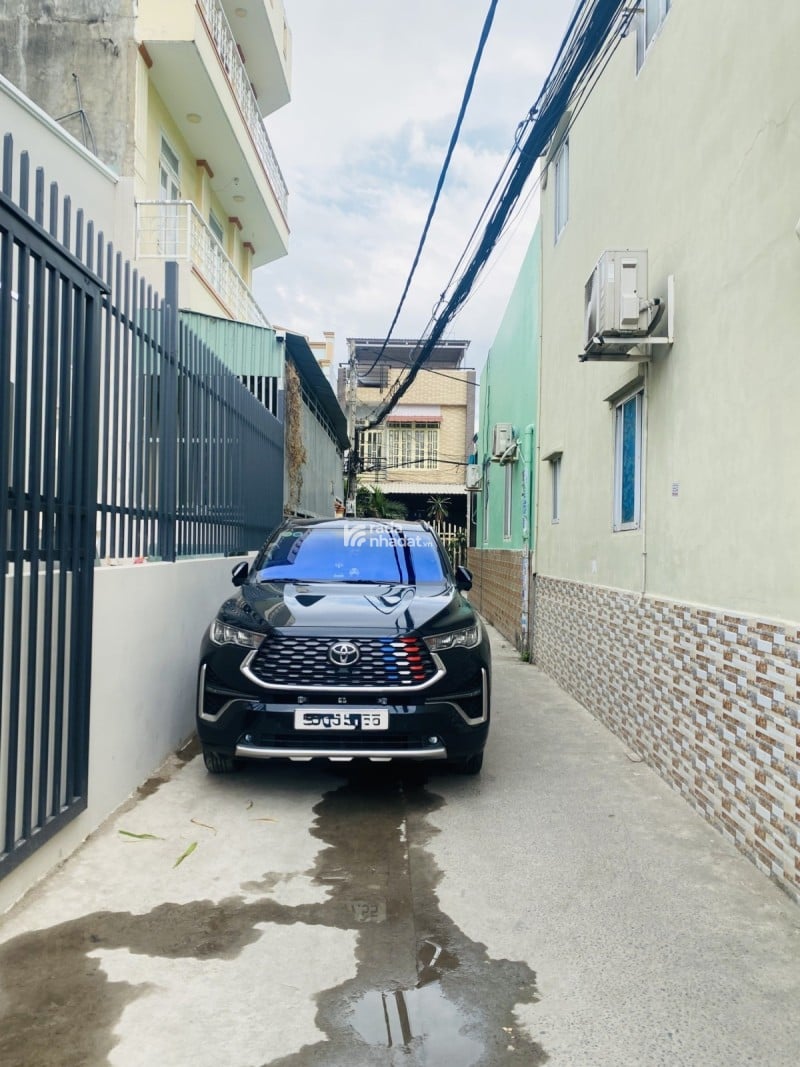 DIỆN TÍCH 100M2 NGANG KHỦNG 8X13  HẺM XE HƠI , MUA ĐẦU TƯ TÍCH SẢN 