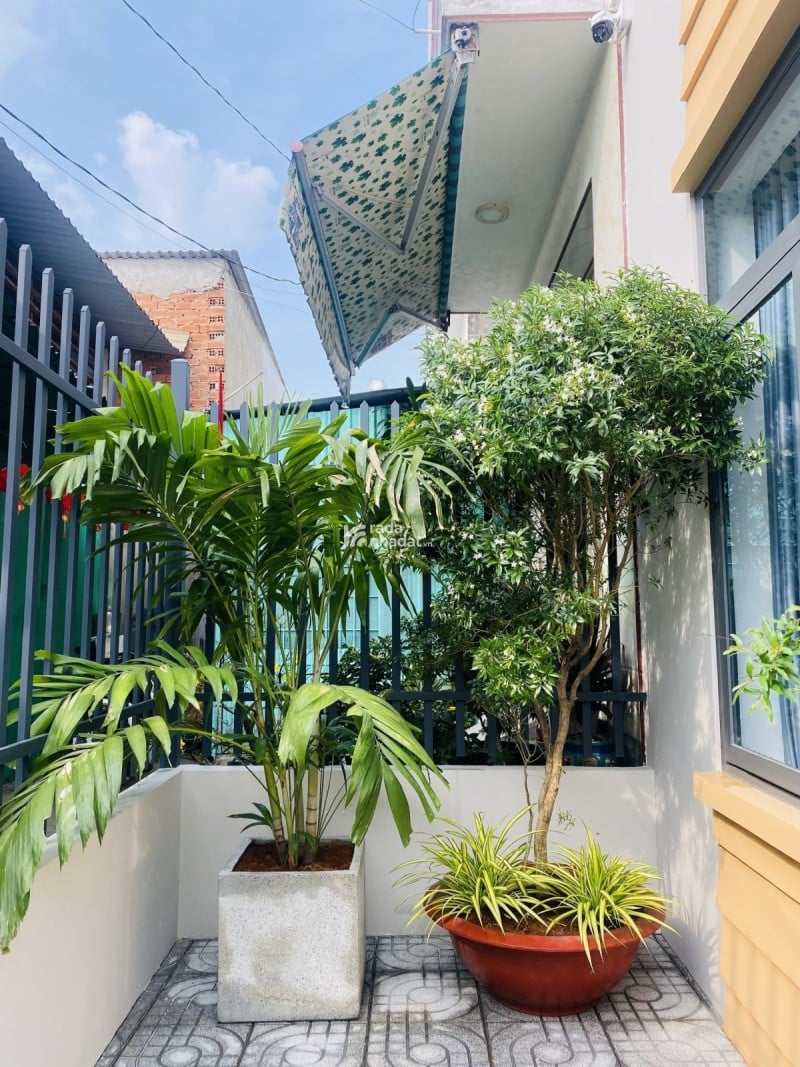 DIỆN TÍCH 100M2 NGANG KHỦNG 8X13  HẺM XE HƠI , MUA ĐẦU TƯ TÍCH SẢN 