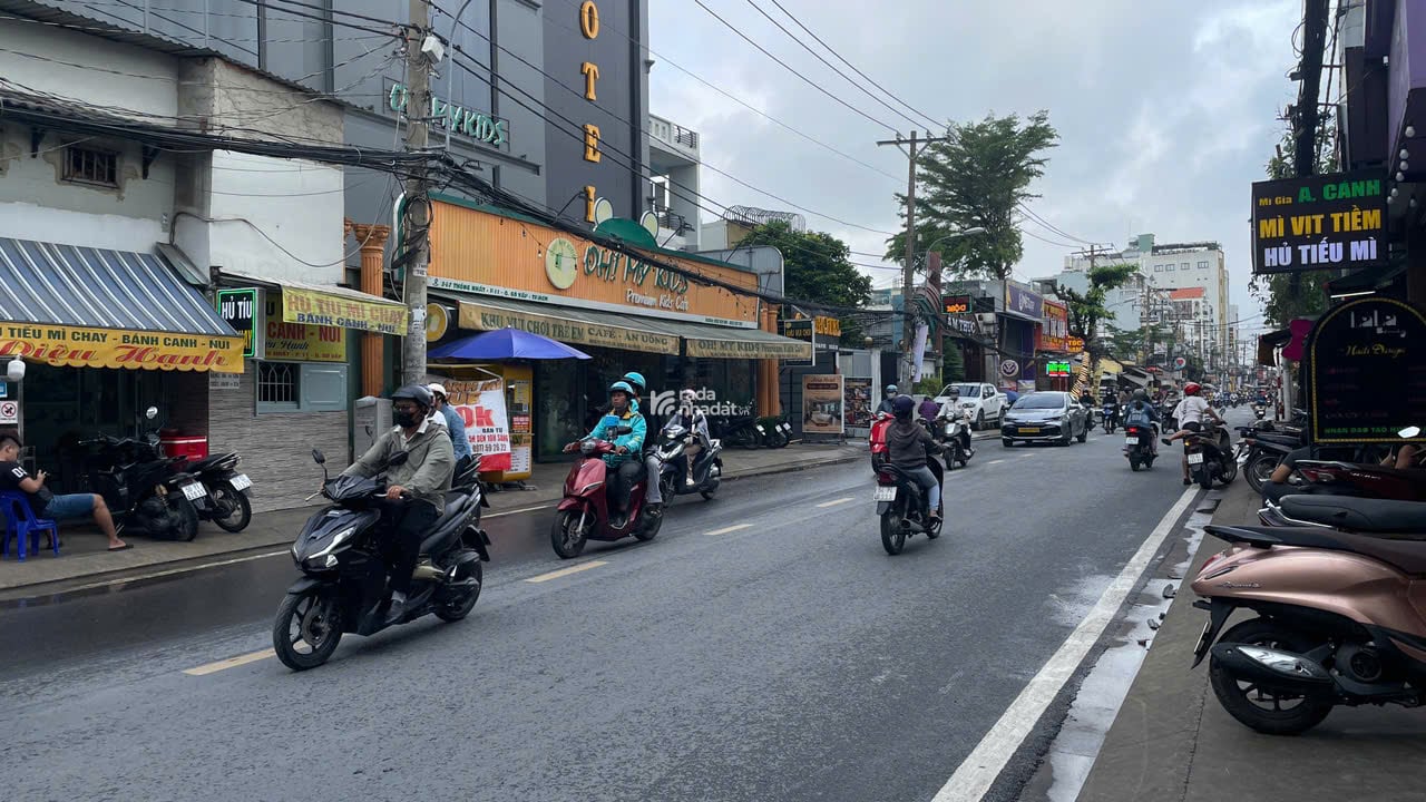 Cần Bán Gấp Nhà Phố 62m2 Nhà 2 Mặt Tiền Đường Xe Hơi Vào Tới Cửa Thống Nhất P16 Q Gò Vấp