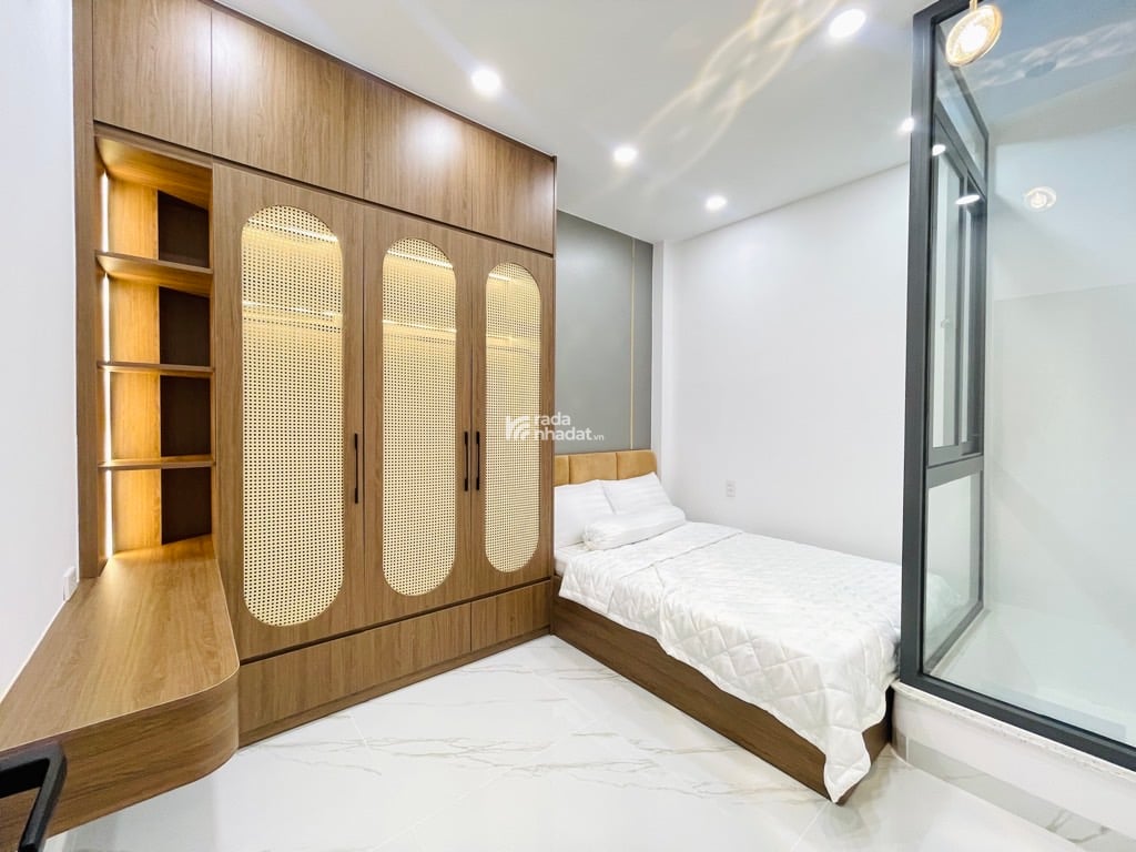 NHÀ 4 TẦNG MỚI ĐẸP - 43M2 (5.3x8) - 3PN - GẦN NHÀ GA T3  -  FULL NỘI THẤT -  5 TỶ 900