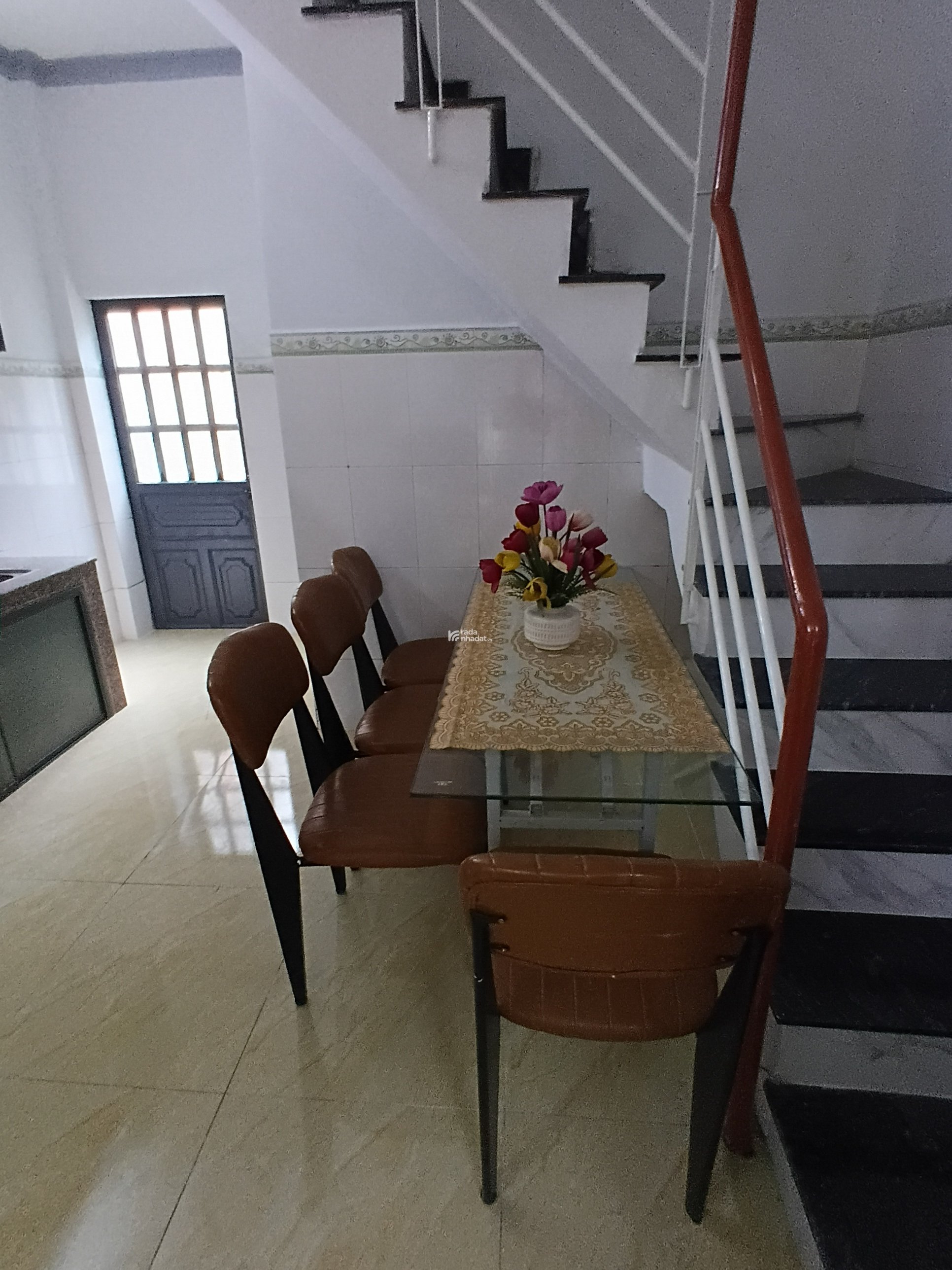 TIỀN ÍT MÀ DC HÍT DẦU THƠM ĐÂY ACE ƠI