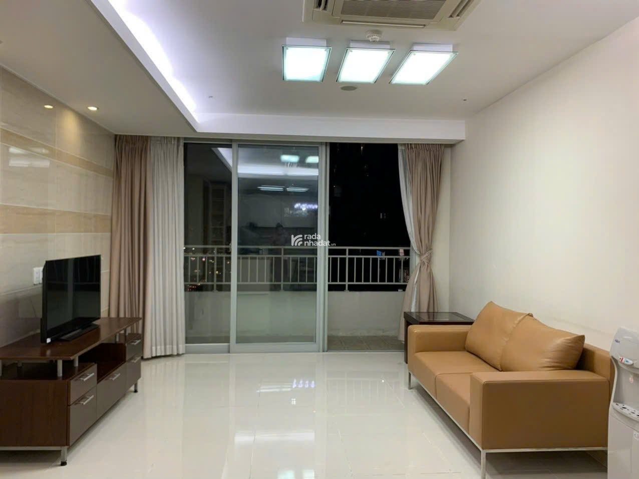 Cho thuê căn hộ cao cấp Cantavil Premier đường Xa Lộ Q2, 3PN, 3 ban công giá 28tr
