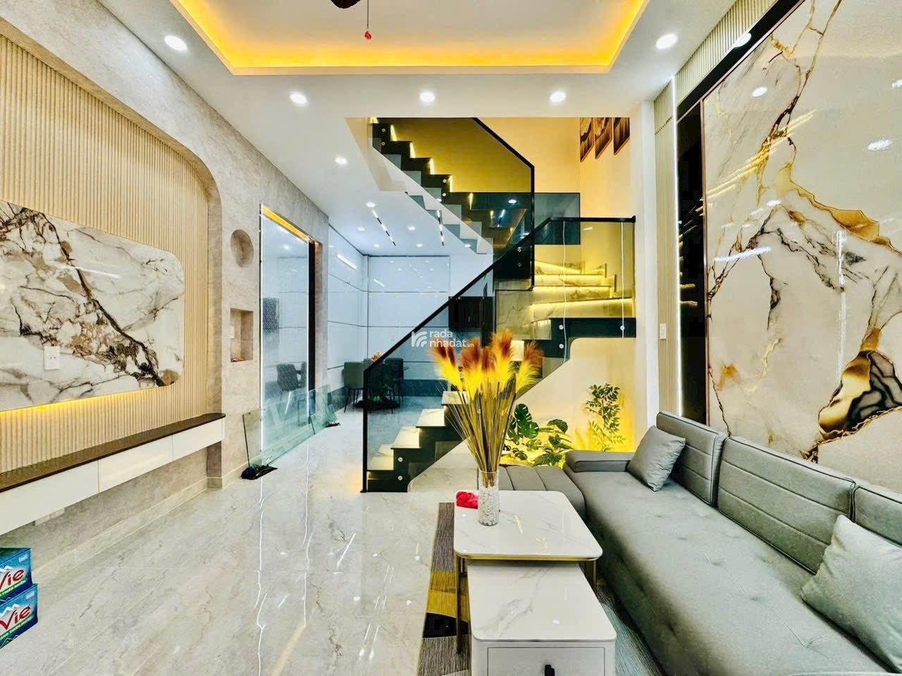 Chủ kẹt tiền cần bán gấp nhà diện tích 61,3m2 giá 4tỷ150 đường Nguyễn Minh Hoàng P12 quận Tân Bình