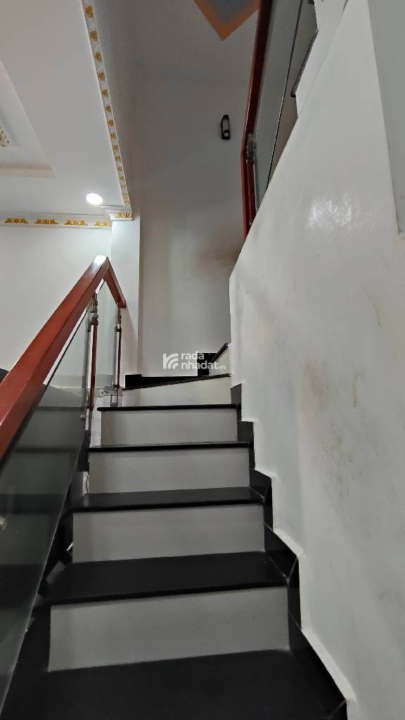 KHU LÊ VĂN QUỚI  NHÀ MẶT TIỀN ĐƯỜNG 1C BÌNH HƯNG HÒA A BÌNH TÂN DT: 4*10M- 4 TỶ 150