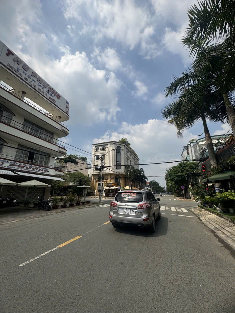 BÁN NHÀ MẶT TIỀN ĐƯỜNG SỐ 50A ,KHU TÊN LỬA (5m x 20m x 4 TẦNG) 10,9 TỶ