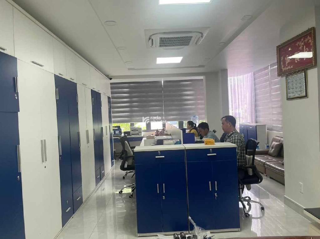 BÁN NHÀ MẶT TIỀN AN DƯƠNG VƯƠNG 130M2 5 TẦNG CHỈ 15.5 TỶ GIẢM MẠNH 1.3 TỶ NHÀ ĐÚC BTCT MỚI