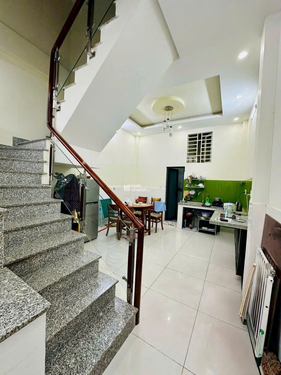 Bán Gấp Nhà 1 Trệt 2 Lầu Hẻm Ô Tô Né Nhau Trung Tâm Tăng Nhơn Phú B, Quận 9  55m2 Giá 6.3 Tỷ