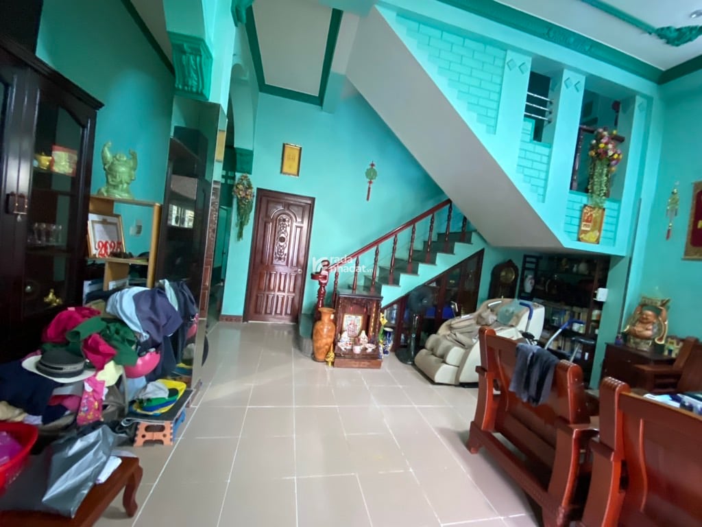 NGUYỄN TRÃI KẾ BÊN BỘ CÔNG AN -CẦU ÔNG LÃNH- QUẬN 1-DT: 6.8*16M- 45 TỶ