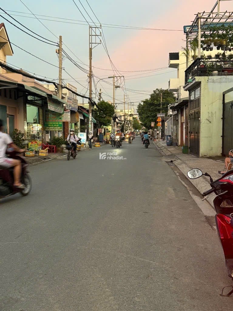  NHÀ 4 TẦNG ĐẸP CHUẨN 4x16 – NGAY AEON TÂN PHÚ – GIÁ CHỈ 5 TỶ 6!