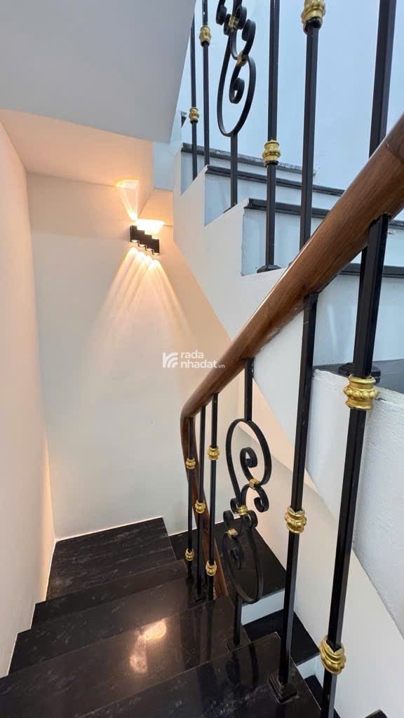  BÁN NHÀ ĐẸP CHÍNH CHỦ, NGÕ RỘNG, TRUNG TÂM HAI BÀ TRƯNG 