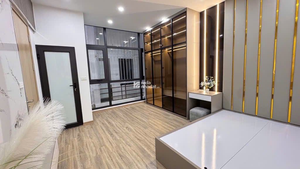  BÁN NHÀ ĐẸP CHÍNH CHỦ, NGÕ RỘNG, TRUNG TÂM HAI BÀ TRƯNG 
