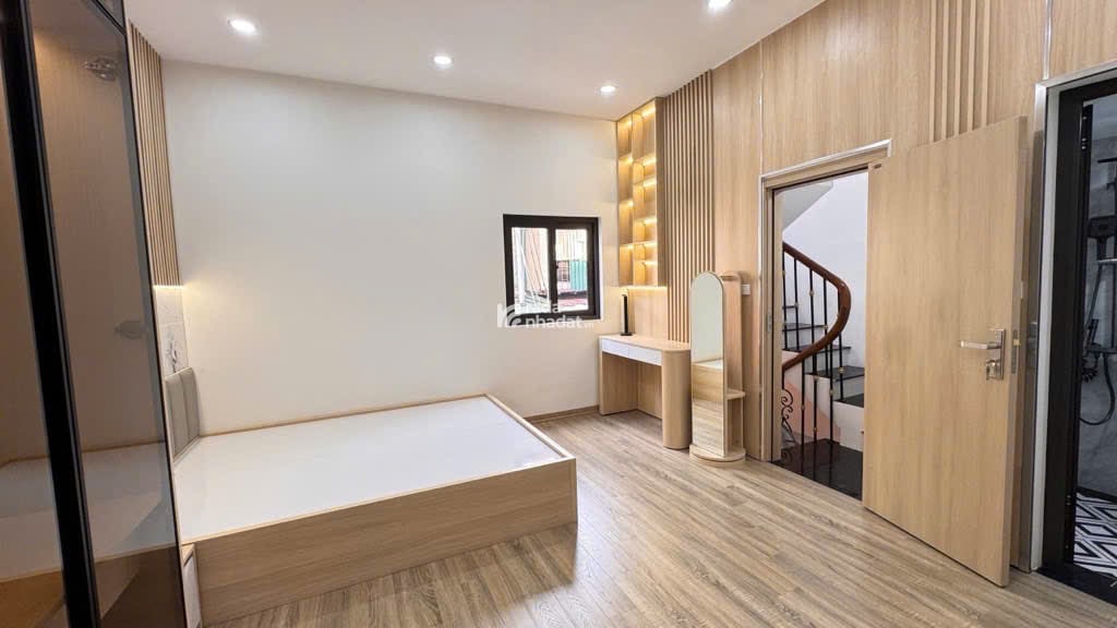  BÁN NHÀ ĐẸP CHÍNH CHỦ, NGÕ RỘNG, TRUNG TÂM HAI BÀ TRƯNG 