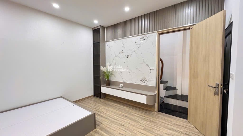  BÁN NHÀ ĐẸP CHÍNH CHỦ, NGÕ RỘNG, TRUNG TÂM HAI BÀ TRƯNG 