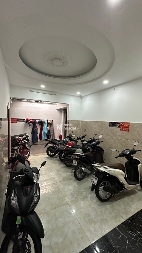 CHDV 4 TẦNG MỚI ĐẸP - TÂN BÌNH - NGANG 11M - 8PN - GẦN GA T3 - THU NHẬP 36TR - 8 TỶ