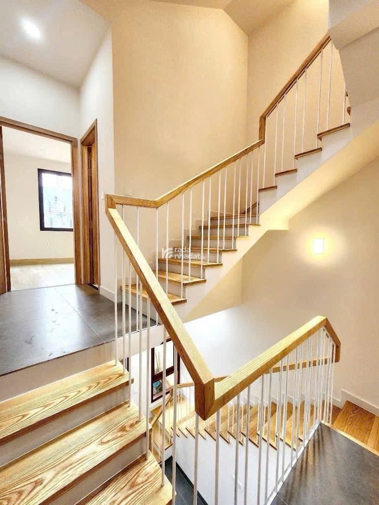 Hương Lộ 2, Sát Bệnh viện Bình Tân, 56m2 (4,5x13) 4 Tầng Full Nội Thất, Hẻm Ôtô 7m, 5 Tỷ Còn TL 