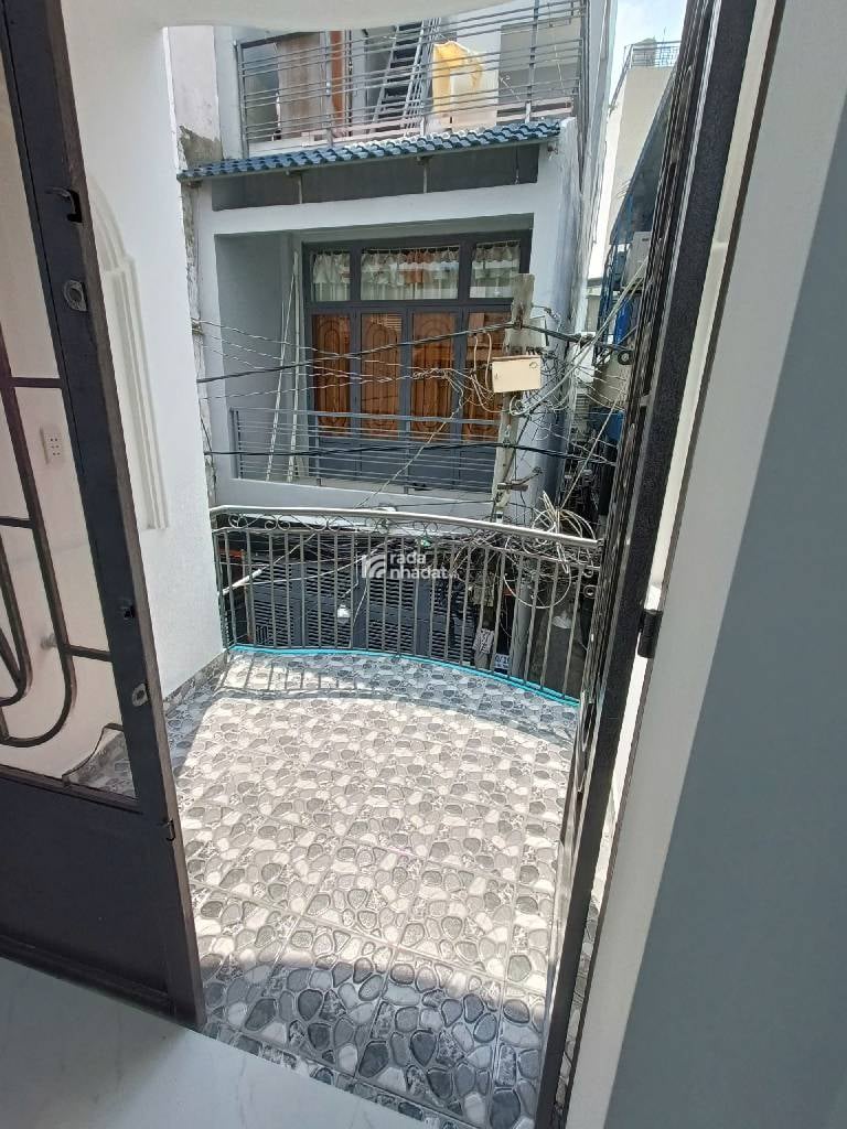 BÁN NHÀ HẺM 100 DƯƠNG BÁ TRẠC, P. CHÁNH HƯNG, QUẬN 8, 20M2.