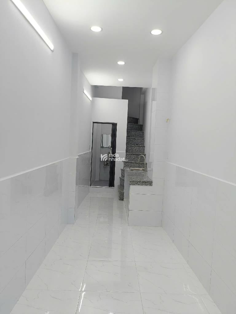 BÁN NHÀ HẺM 100 DƯƠNG BÁ TRẠC, P. CHÁNH HƯNG, QUẬN 8, 20M2.