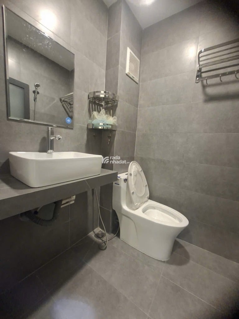 NHÀ MỚI TINH THIẾT KẾ SANG TRỌNG ĐẦY ĐỦ TIỆN ÍCH