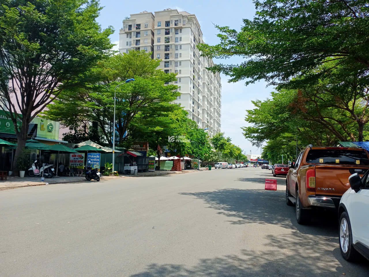 Bán Nhà Mặt Tiền Đường Huy Cận Phước Long B, TP. Thủ Đức 1 Trệt 1 Lửng 2 Lầu 1 Sân Thượng, 100m