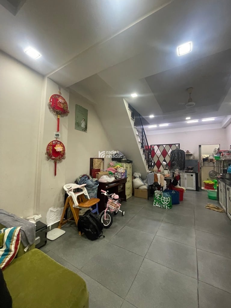 NGAY CHỢ VẢI, MTKD LÊ ĐÀI, TÂN PHÚ, 53M2 HIẾM CÓ. GIẢM 550TR CHỈ CÒN 5.5T TL TỐT