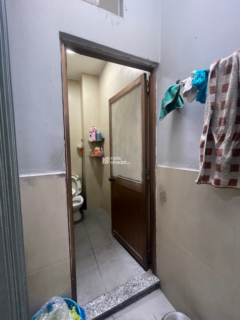 NGAY CHỢ VẢI, MTKD LÊ ĐÀI, TÂN PHÚ, 53M2 HIẾM CÓ. GIẢM 550TR CHỈ CÒN 5.5T TL TỐT